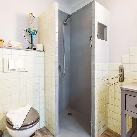 Reetgedecktes Seelchen Neuendorf (Usedom)