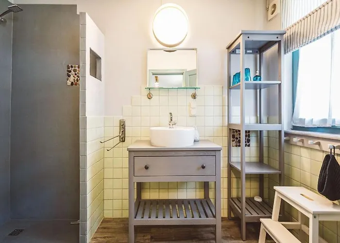 Casa de Férias Reetgedecktes Seelchen